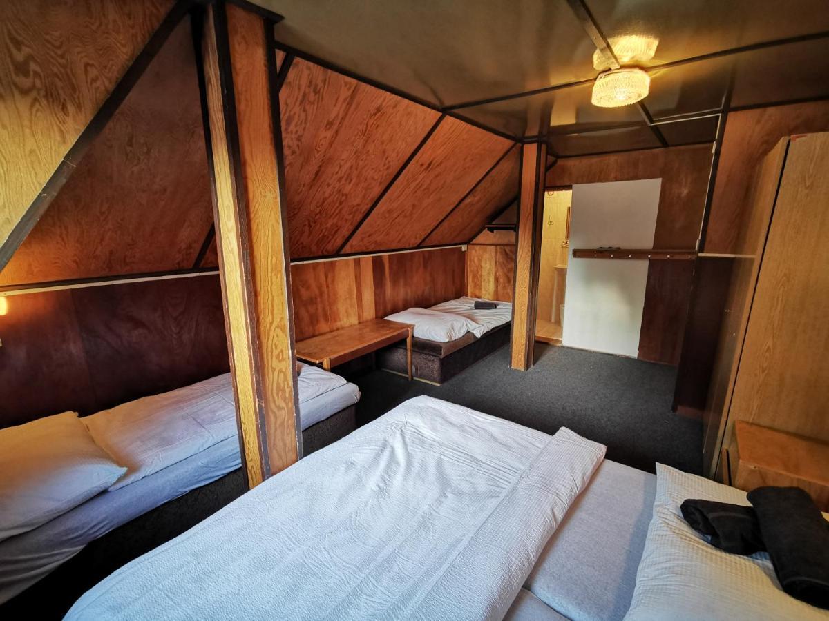 Chata Pod Studnicnou Pec pod Sněžkou Kültér fotó